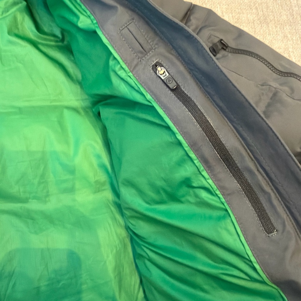 Aether Puffer Jacket Waterproof Medium - image 4